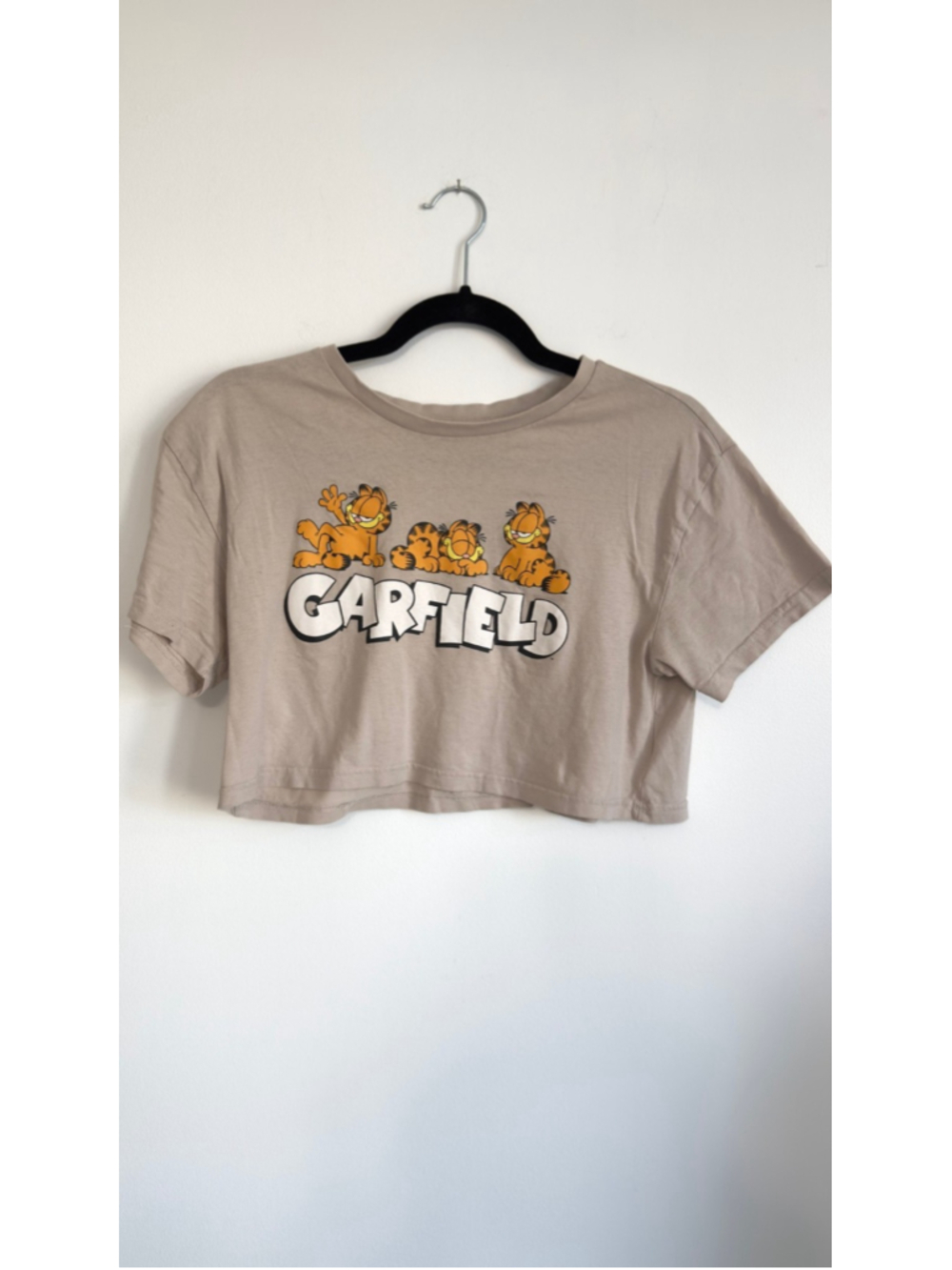 Garfield Crop Top Tee Womens M Beige Nickelodeon Graphic Cropped T-Shirt